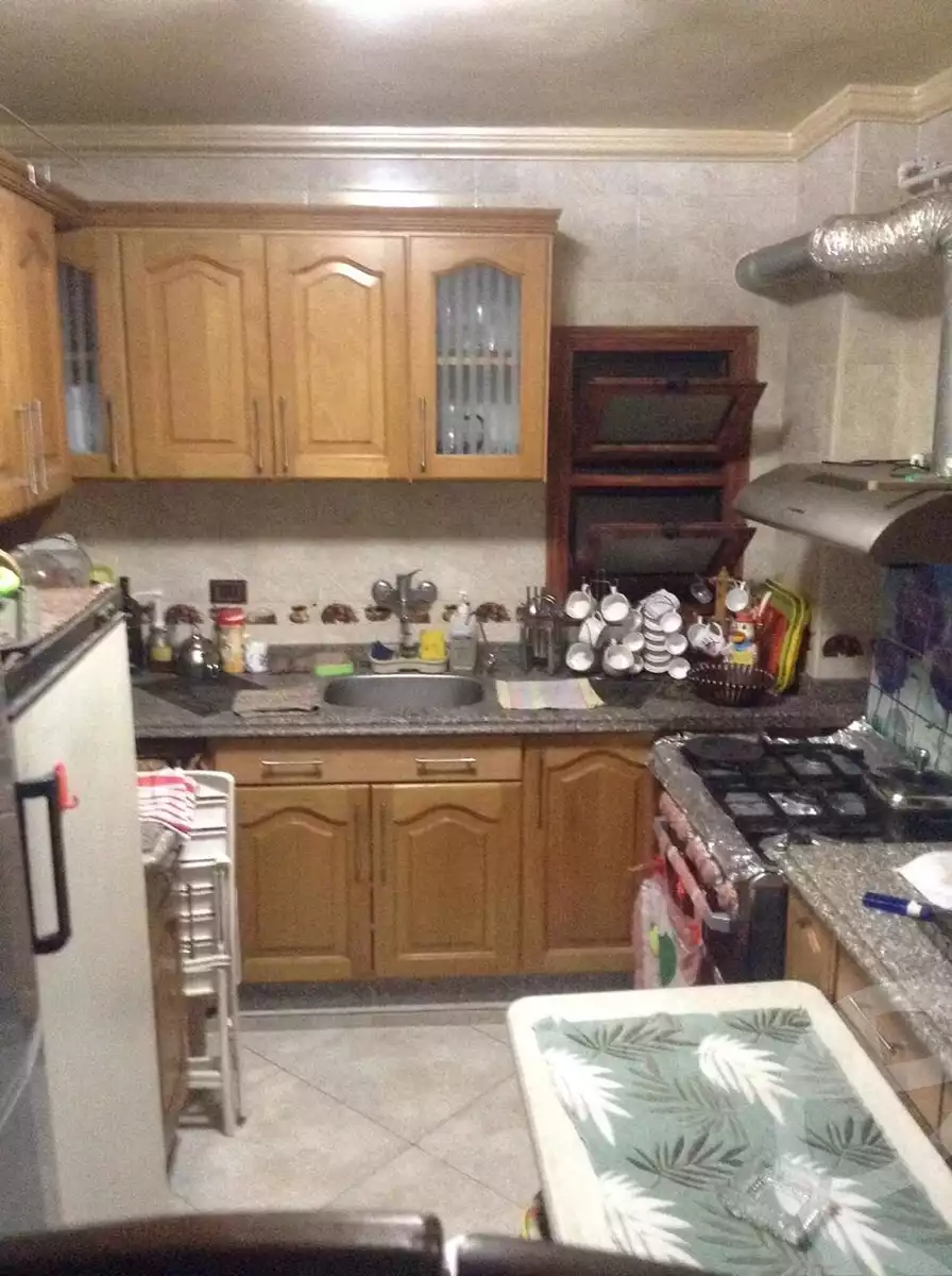 https://aqarmap.com.eg/en/listing/4156169-for-sale-alexandria-lsywf-al-saaeh-sq