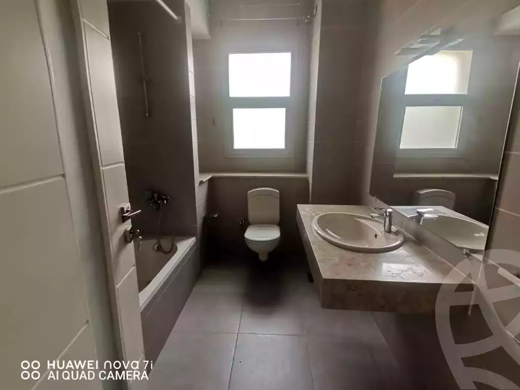 https://aqarmap.com.eg/en/listing/4157969-for-rent-cairo-6th-of-october-compound-palm-parks