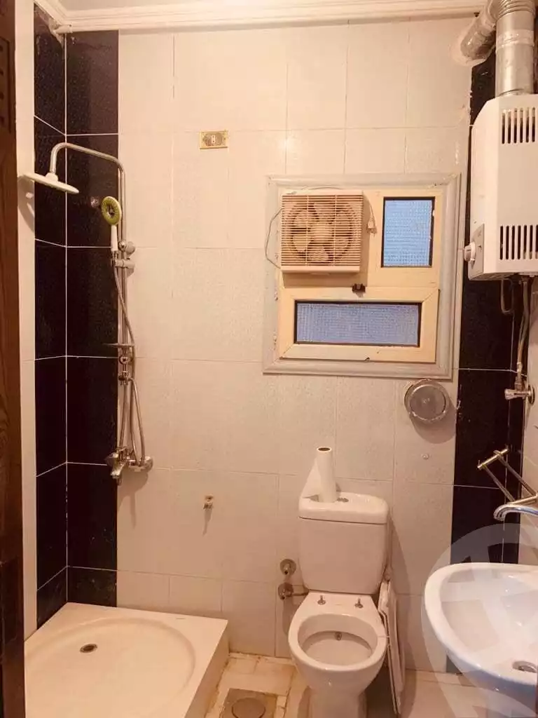 https://aqarmap.com.eg/ar/listing/4160276-for-rent-cairo-el-sheikh-zayed-city-el-hay-elasher-street-100