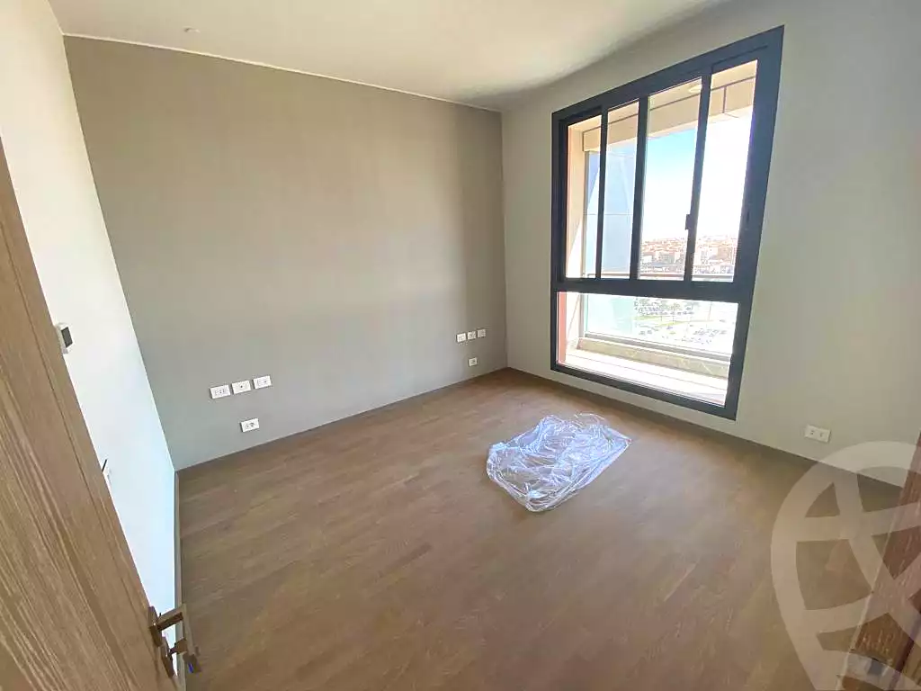 https://aqarmap.com.eg/ar/listing/4160732-for-rent-cairo-6th-of-october-compound-aeon