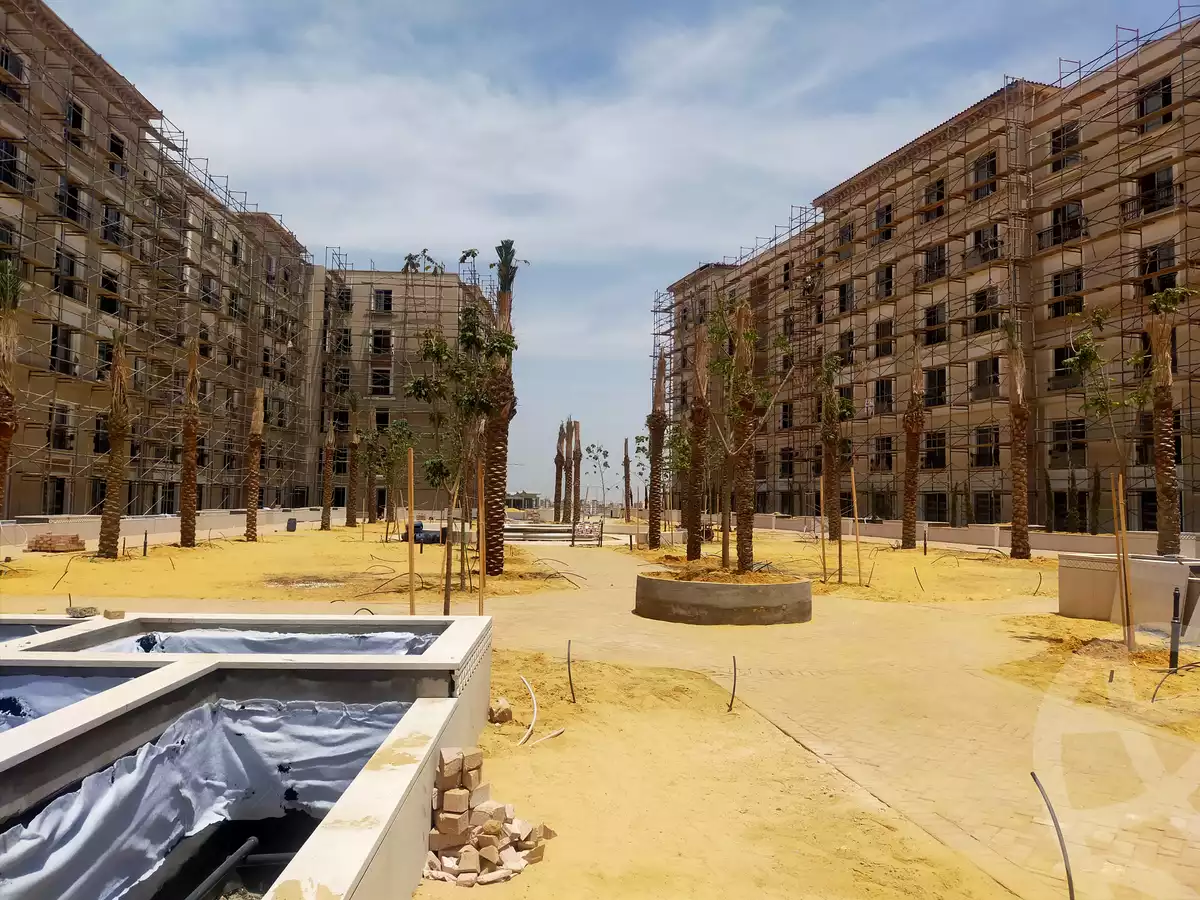 https://aqarmap.com.eg/en/listing/4164453-for-sale-cairo-el-sheikh-zayed-city-compounds-kmbwnd-fyldj-wyst-dr-llttwyr