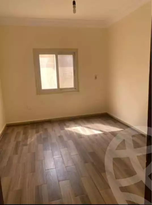 https://aqarmap.com.eg/en/listing/4164662-for-rent-cairo-new-cairo-first-settlement-mhwr-mstfy-kml