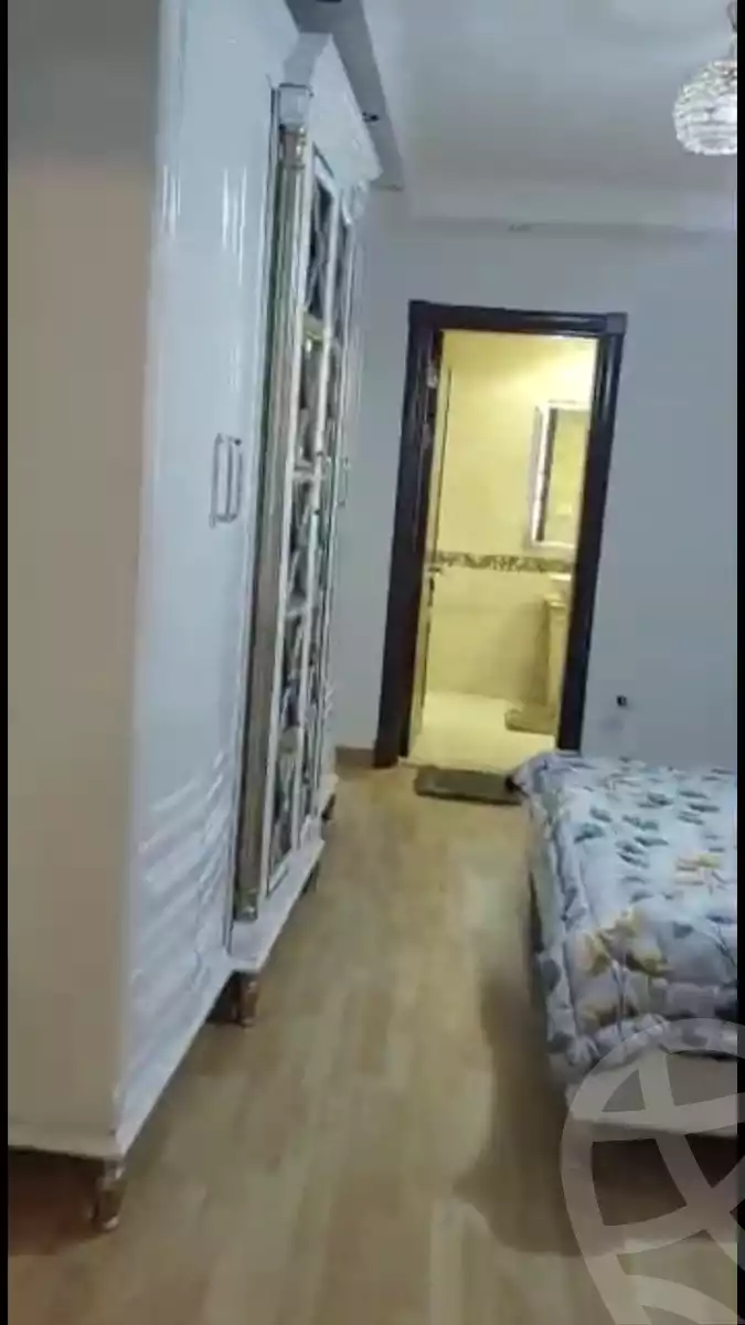 https://aqarmap.com.eg/ar/listing/4166428-for-sale-cairo-manial-kwrnysh-lmnyl