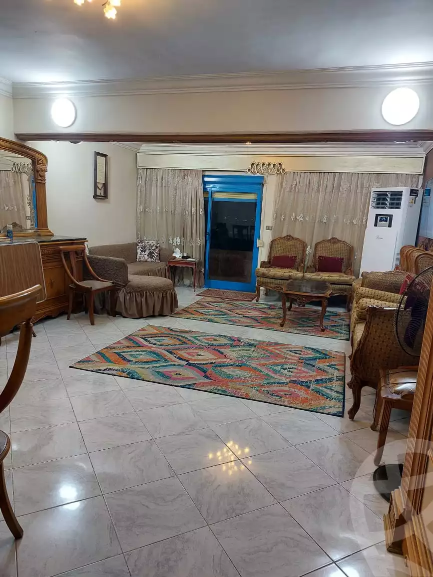 https://aqarmap.com.eg/ar/listing/4166784-for-sale-cairo-shoubra-lkhlfwy-dolenat-st