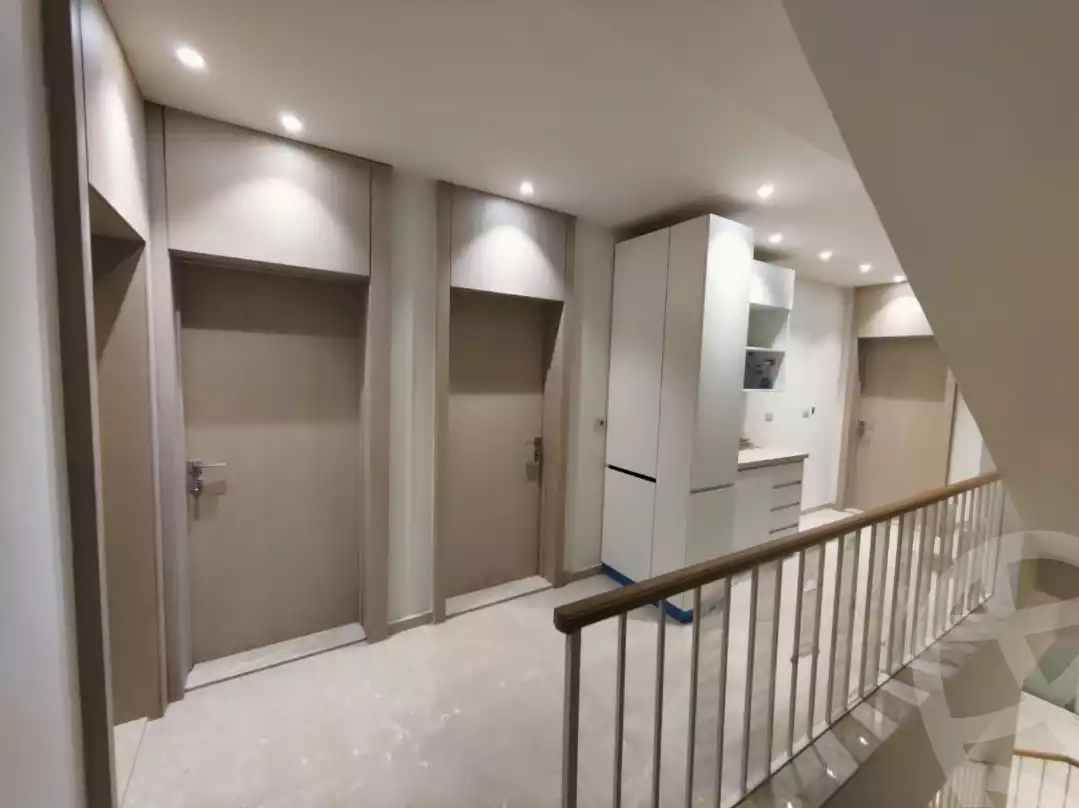 https://aqarmap.com.eg/en/listing/4166674-for-rent-crown-central-palm-hills