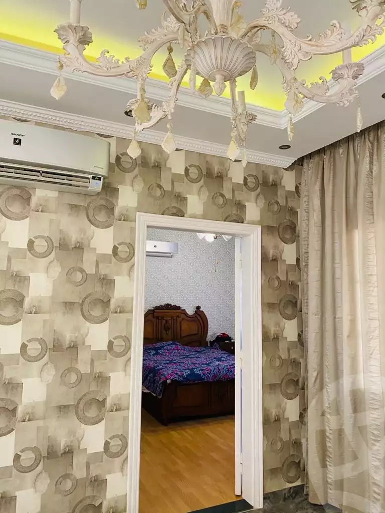 https://aqarmap.com.eg/ar/listing/4169256-for-sale-cairo-el-sheikh-zayed-city-compounds-in-sheikh-zayed-royal-city