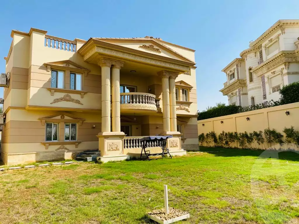 https://aqarmap.com.eg/ar/listing/4169256-for-sale-cairo-el-sheikh-zayed-city-compounds-in-sheikh-zayed-royal-city