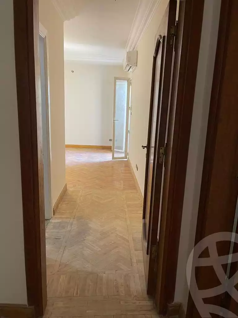 https://aqarmap.com.eg/ar/listing/4170233-for-sale-cairo-el-sheikh-zayed-city-compounds-in-sheikh-zayed-zayed-2000