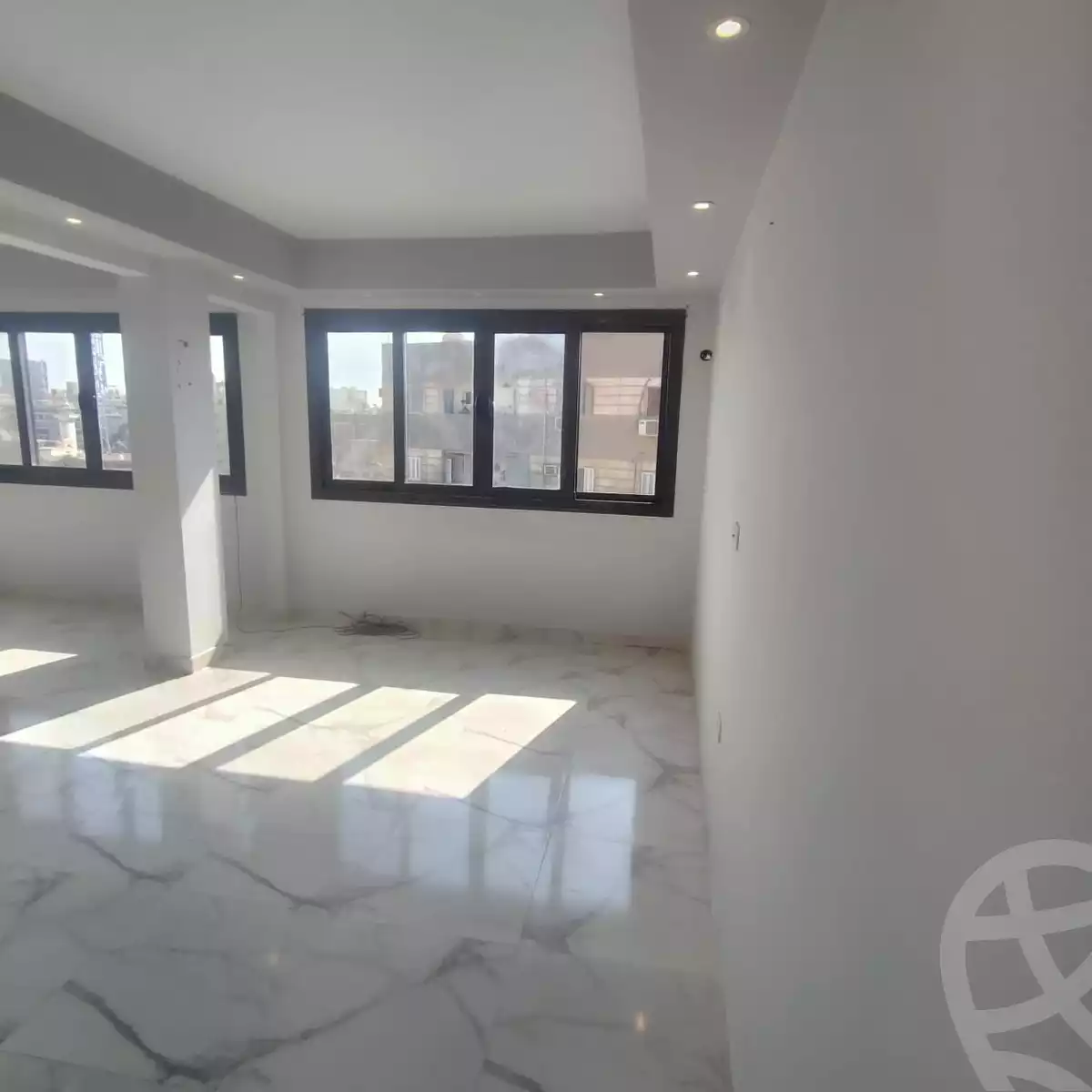 https://aqarmap.com.eg/ar/listing/4171455-for-rent-cairo-heliopolis-el-higaz-square-fareed-semeika-st