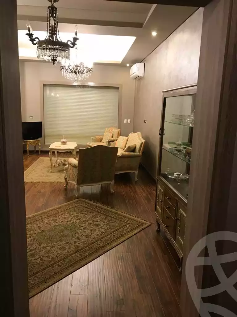 https://aqarmap.com.eg/en/listing/4173939-for-sale-cairo-6th-of-october-compound-eshraqah