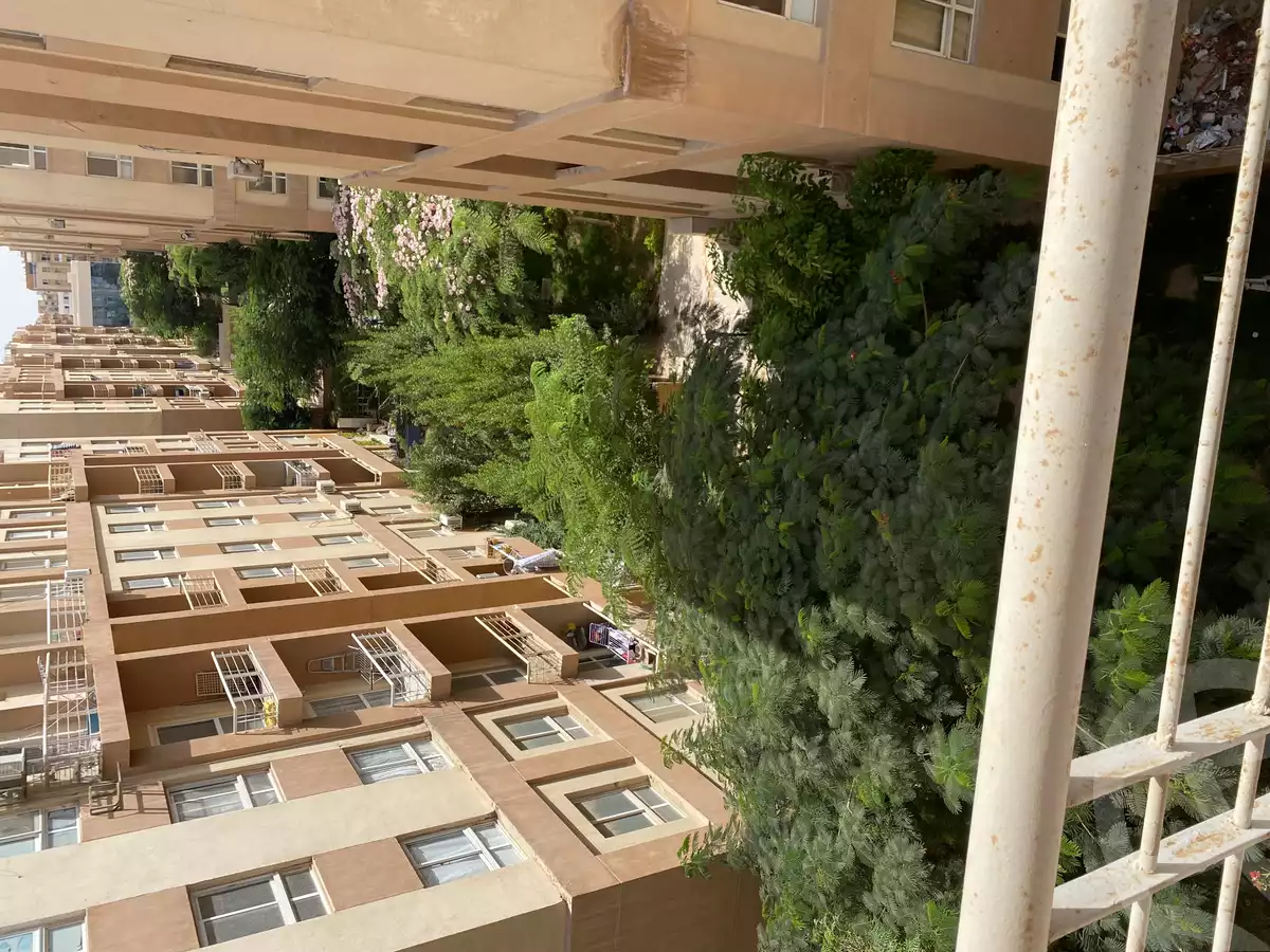 https://aqarmap.com.eg/en/listing/4174164-for-rent-cairo-6th-of-october-compound-degla-gardens