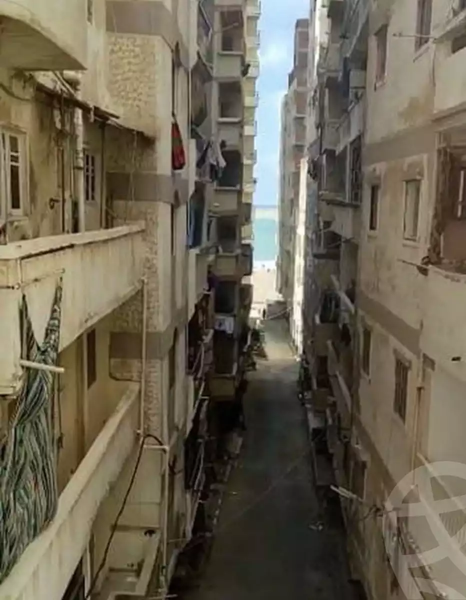 https://aqarmap.com.eg/en/listing/4176261-for-sale-alexandria-bw-qyr-masaken-al-dobat-st