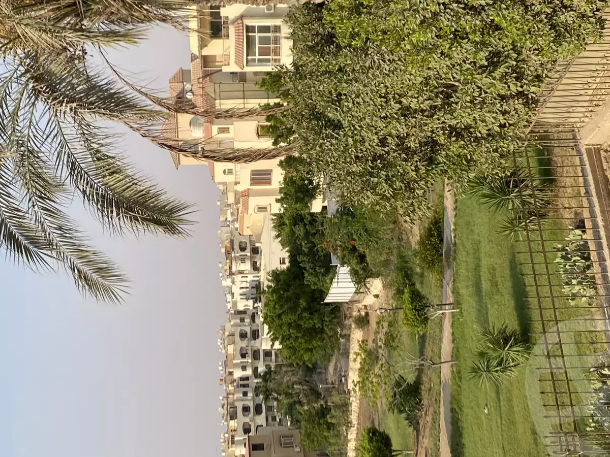 https://aqarmap.com.eg/en/listing/4177663-for-sale-cairo-new-cairo-compounds-zizinia-city