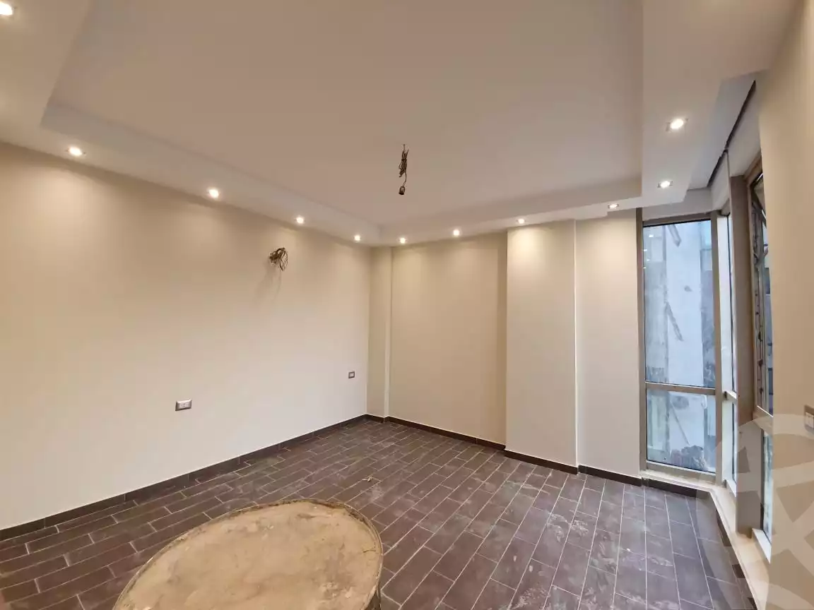 https://aqarmap.com.eg/ar/listing/4181213-for-rent-cairo-new-cairo-compounds-moon-valley