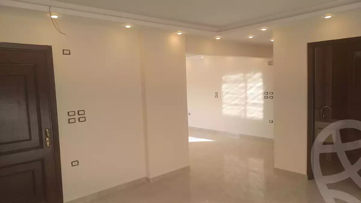 https://aqarmap.com.eg/ar/listing/4181533-for-rent-cairo-6th-of-october-jml-bd-lnsr