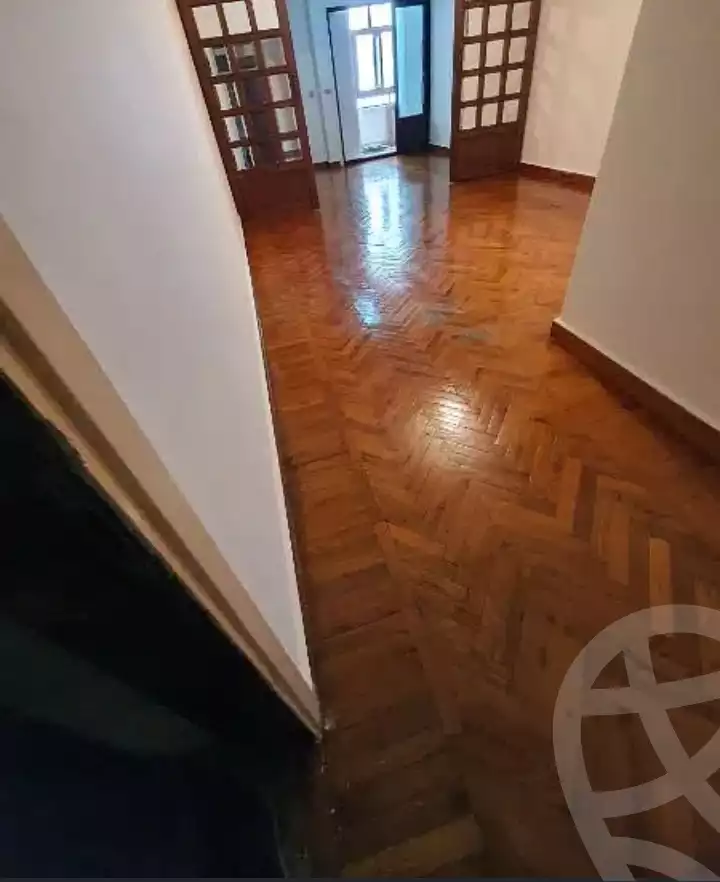 https://aqarmap.com.eg/ar/listing/4183176-for-rent-alexandria-lauran-mohammed-al-eqbal-st