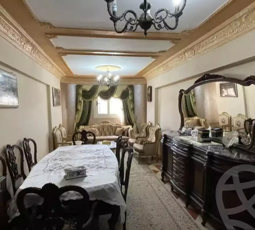 https://aqarmap.com.eg/ar/listing/4183262-for-sale-alexandria-moharram-bey-abd-el-hafez-st