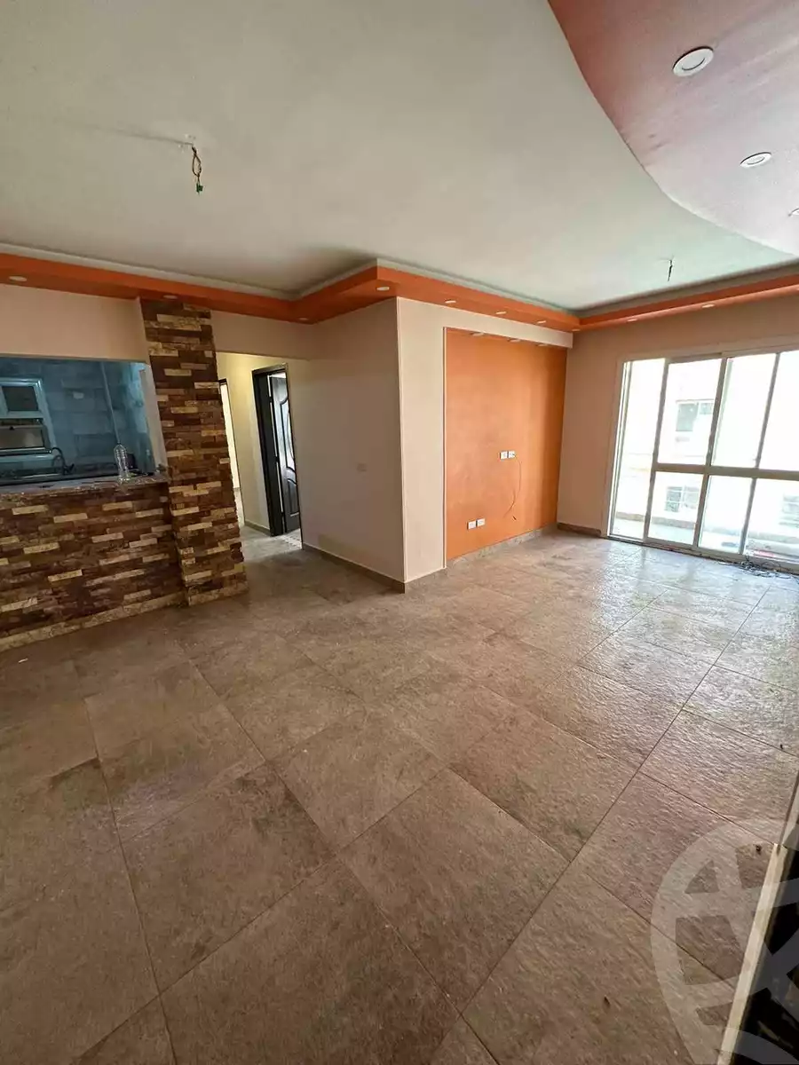 https://aqarmap.com.eg/en/listing/4183434-for-rent-cairo-6th-of-october-compound-degla-gardens