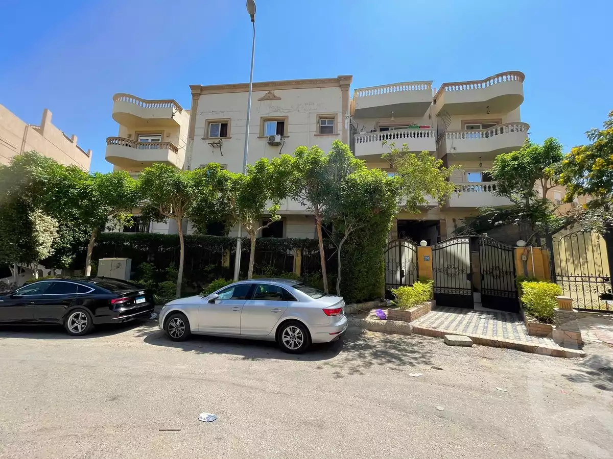https://aqarmap.com.eg/ar/listing/4187616-for-sale-cairo-el-sheikh-zayed-city-el-hay-elsabeaa-lhy-lsb