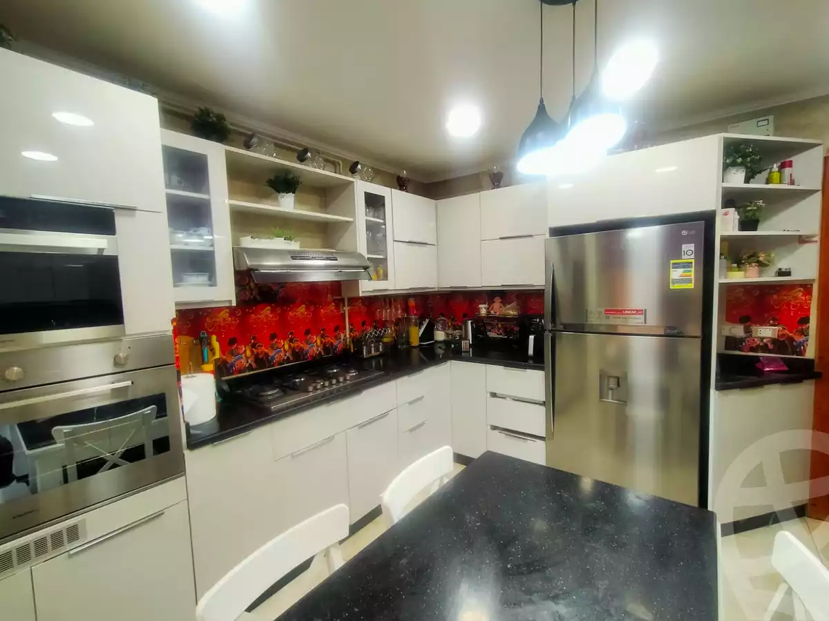 https://aqarmap.com.eg/en/listing/4188859-for-sale-cairo-el-sheikh-zayed-city-compounds-greens