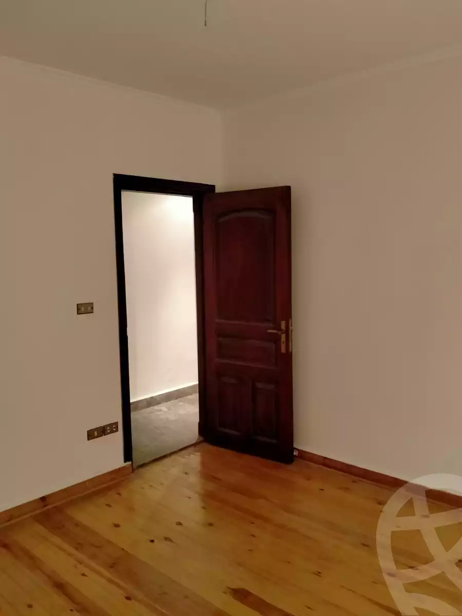 https://aqarmap.com.eg/en/listing/4189720-for-sale-cairo-cairo-hdyq-lhrm-lmntqh-l