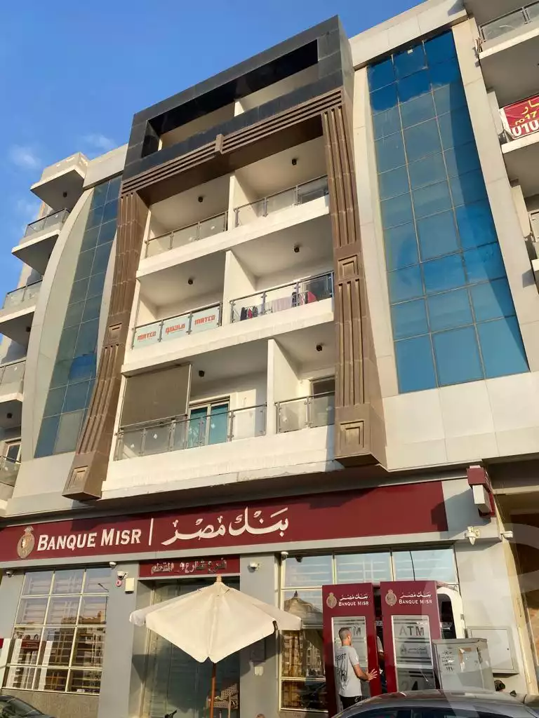 https://aqarmap.com.eg/ar/listing/4190060-for-rent-cairo-mokattam-shareaa-9