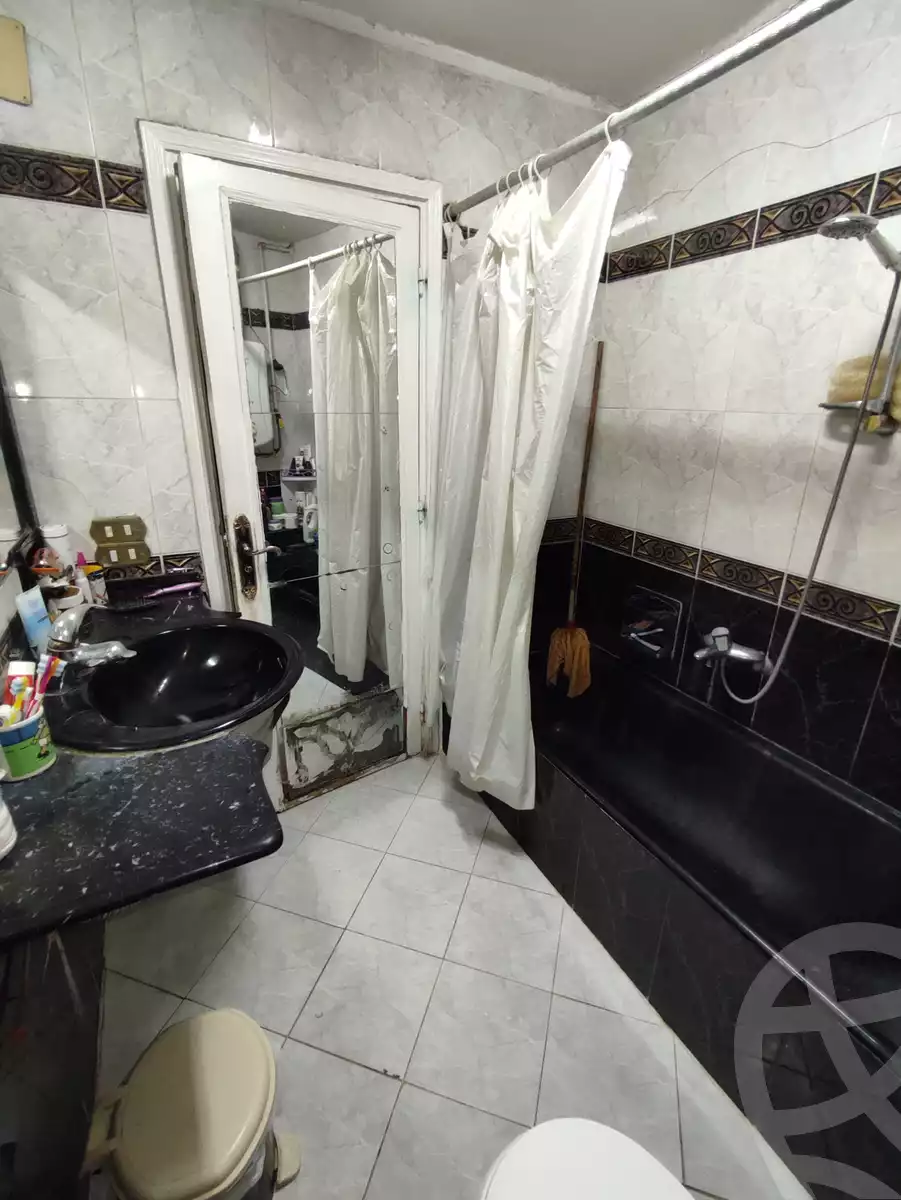 https://aqarmap.com.eg/en/listing/4190280-for-sale-cairo-el-maadi-saqr-quraish-street-1003