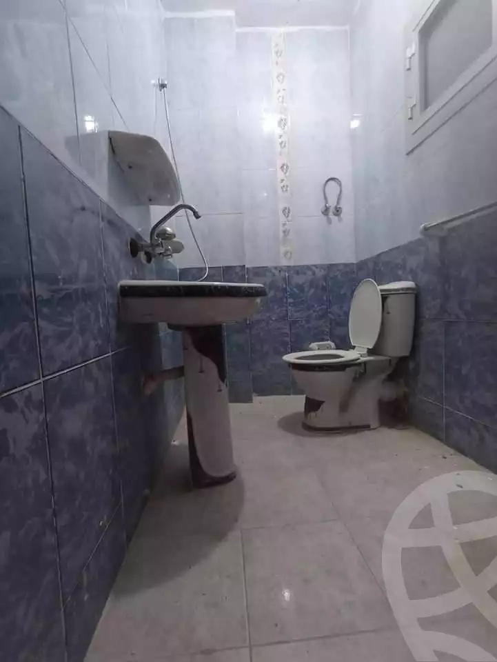 https://aqarmap.com.eg/en/listing/4195343-for-sale-alexandria-el-hanouvel-el-madina-el-monawwara-st