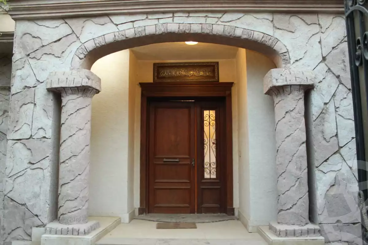 https://aqarmap.com.eg/en/listing/4196369-for-rent-cairo-new-cairo-compounds-flowers-park