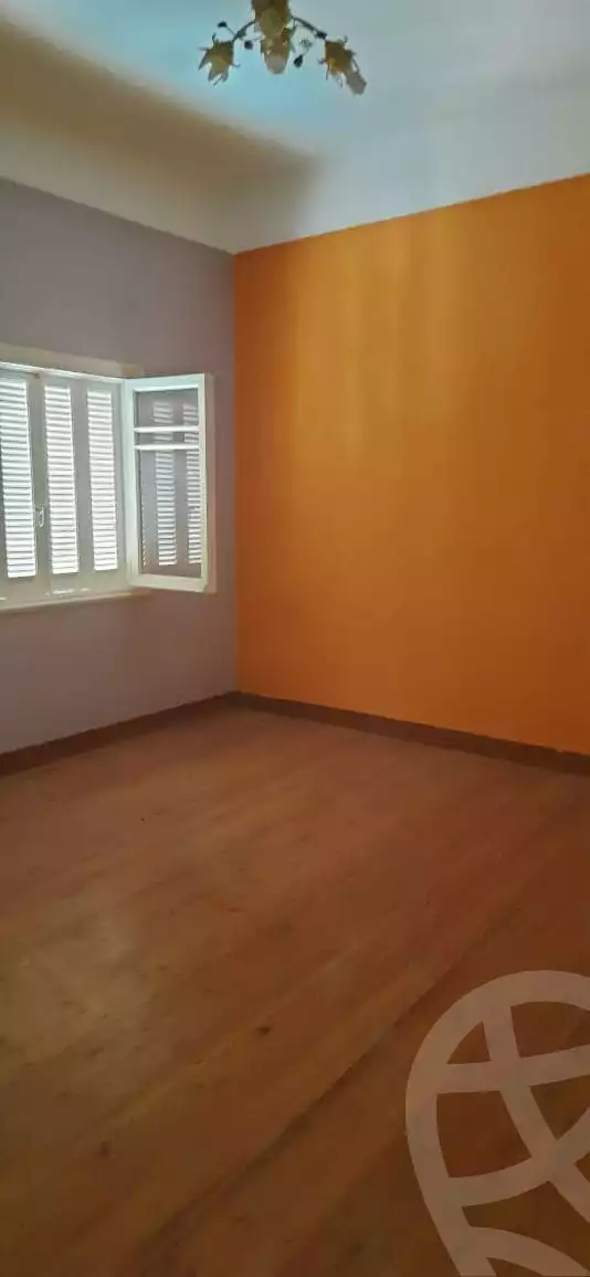 https://aqarmap.com.eg/en/listing/4197582-for-sale-alexandria-lauran-shr-srhnk