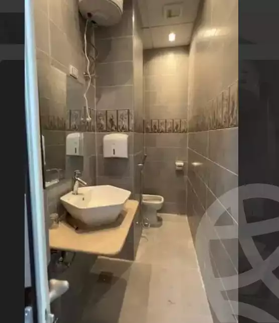 https://aqarmap.com.eg/en/listing/4198523-for-rent-cairo-new-cairo-compounds-kyrw-mydykl-sntr-lm-dy-jrwb