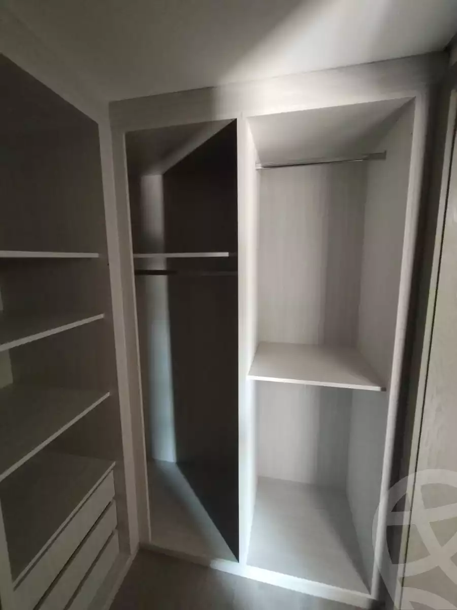 https://aqarmap.com.eg/en/listing/4203010-for-rent-cairo-el-sheikh-zayed-city-compounds-kmbwnd-ljry-swdyk