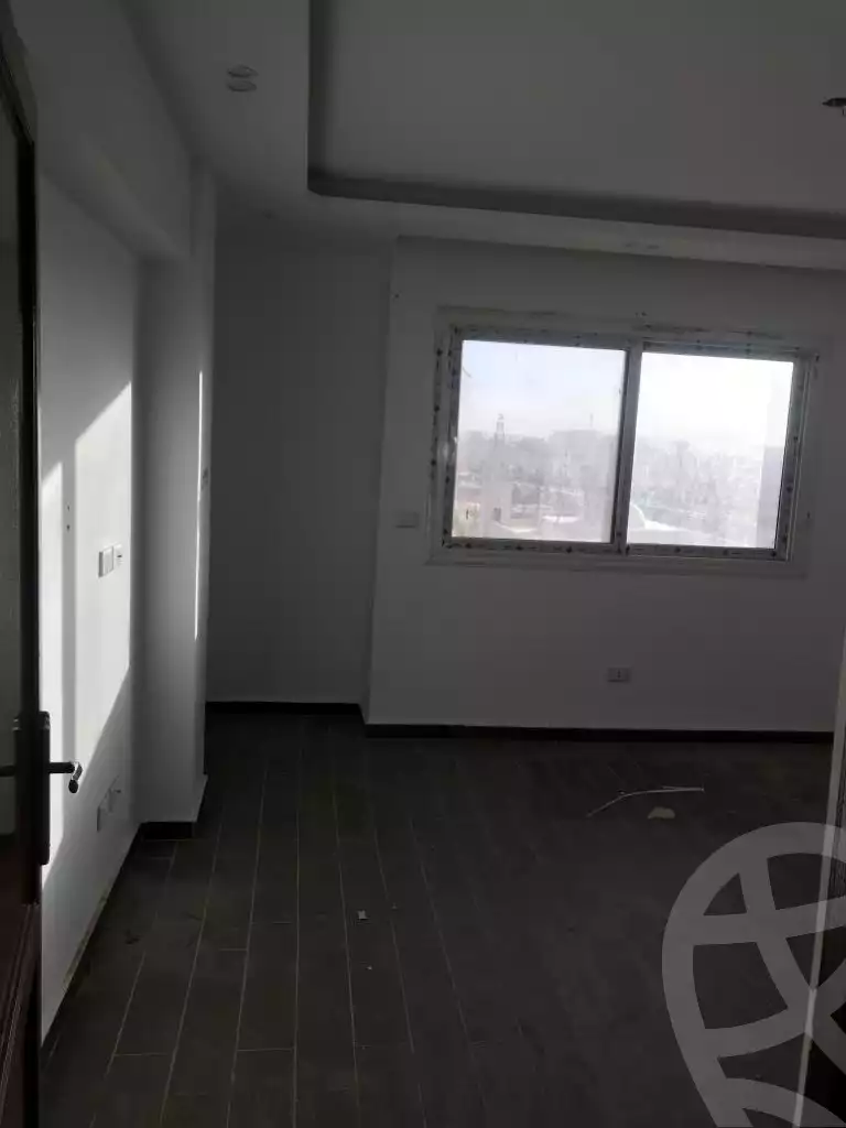 https://aqarmap.com.eg/en/listing/4205820-for-rent-cairo-new-cairo-compounds-the-square