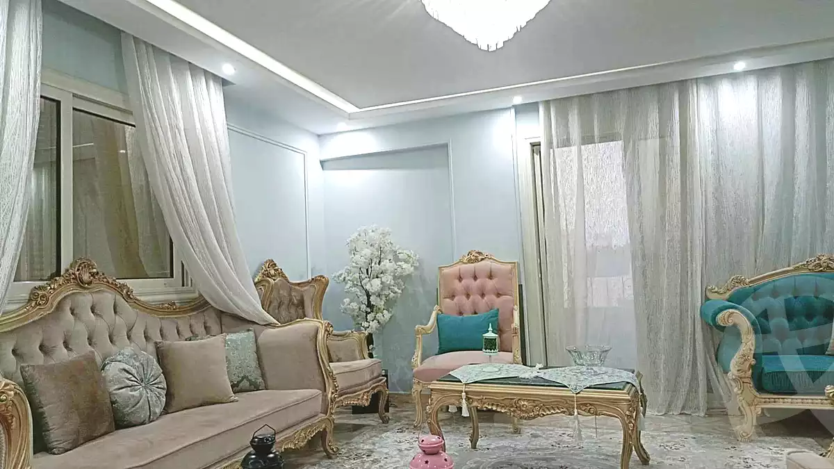 https://aqarmap.com.eg/ar/listing/4207110-for-sale-cairo-cairo-hdyq-lhrm