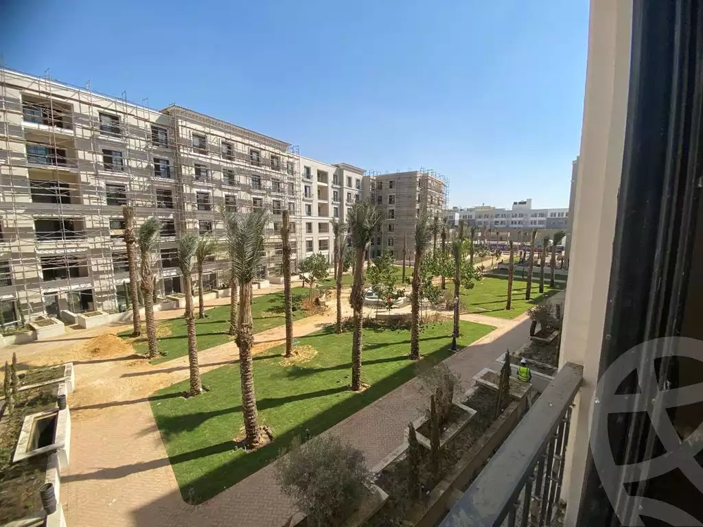 https://aqarmap.com.eg/en/listing/4207525-for-sale-cairo-el-sheikh-zayed-city-compounds-kmbwnd-fyldj-wyst-dr-llttwyr
