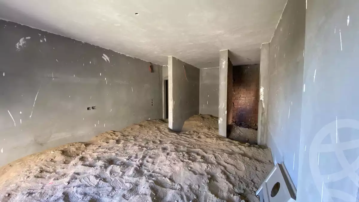 https://aqarmap.com.eg/en/listing/4208205-for-sale-cairo-al-oubour-el-hay-el-sades-imam-abo-hanifa-el-noaman-st