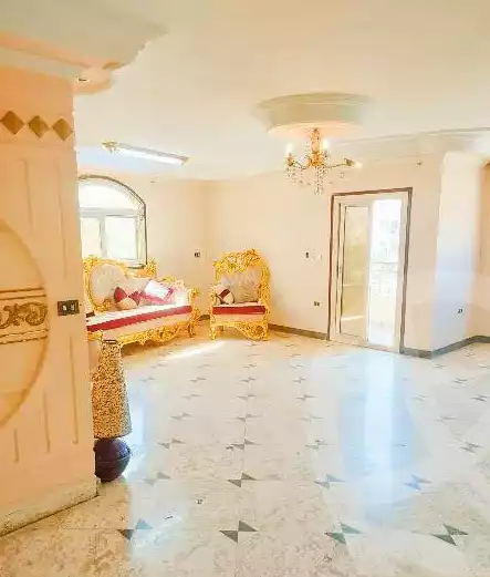 https://aqarmap.com.eg/ar/listing/4211948-for-sale-cairo-al-oubour-eskan-el-shabab