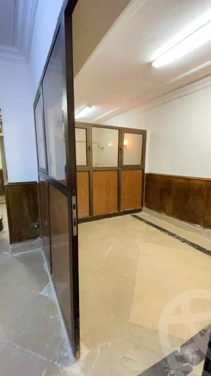 https://aqarmap.com.eg/en/listing/4212142-for-rent-cairo-downtown-bab-el-loaa-magles-al-shaeb-st