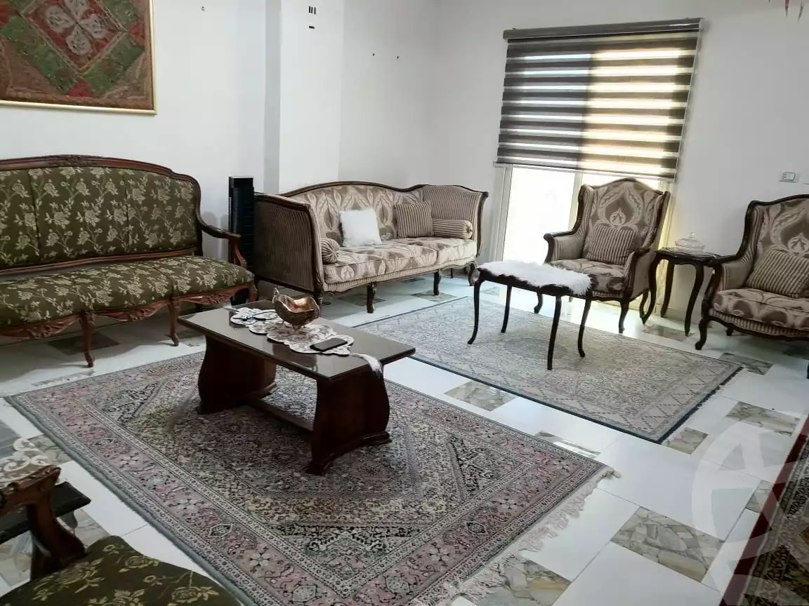 https://aqarmap.com.eg/ar/listing/4213211-for-sale-cairo-el-shorouk-lhy-lthny-grb-neighbourhood-2a-mohamed-farid-st