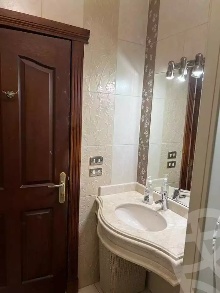 https://aqarmap.com.eg/en/listing/4214631-for-sale-cairo-new-cairo-jml-bd-lnsr
