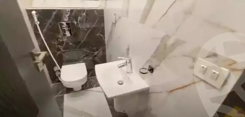 https://aqarmap.com.eg/en/listing/4215475-for-sale-cairo-new-cairo-compounds-midtown