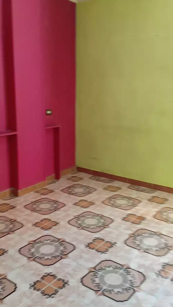 https://aqarmap.com.eg/en/listing/4215871-for-rent-alexandria-moharram-bey-abou-haggag-ln