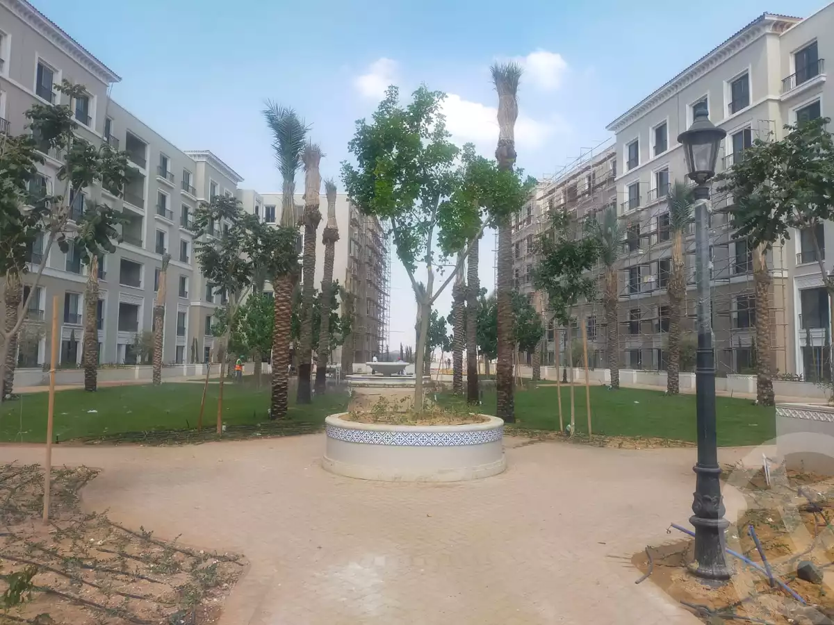 https://aqarmap.com.eg/en/listing/4217616-for-sale-cairo-el-sheikh-zayed-city-compounds-kmbwnd-fyldj-wyst-dr-llttwyr