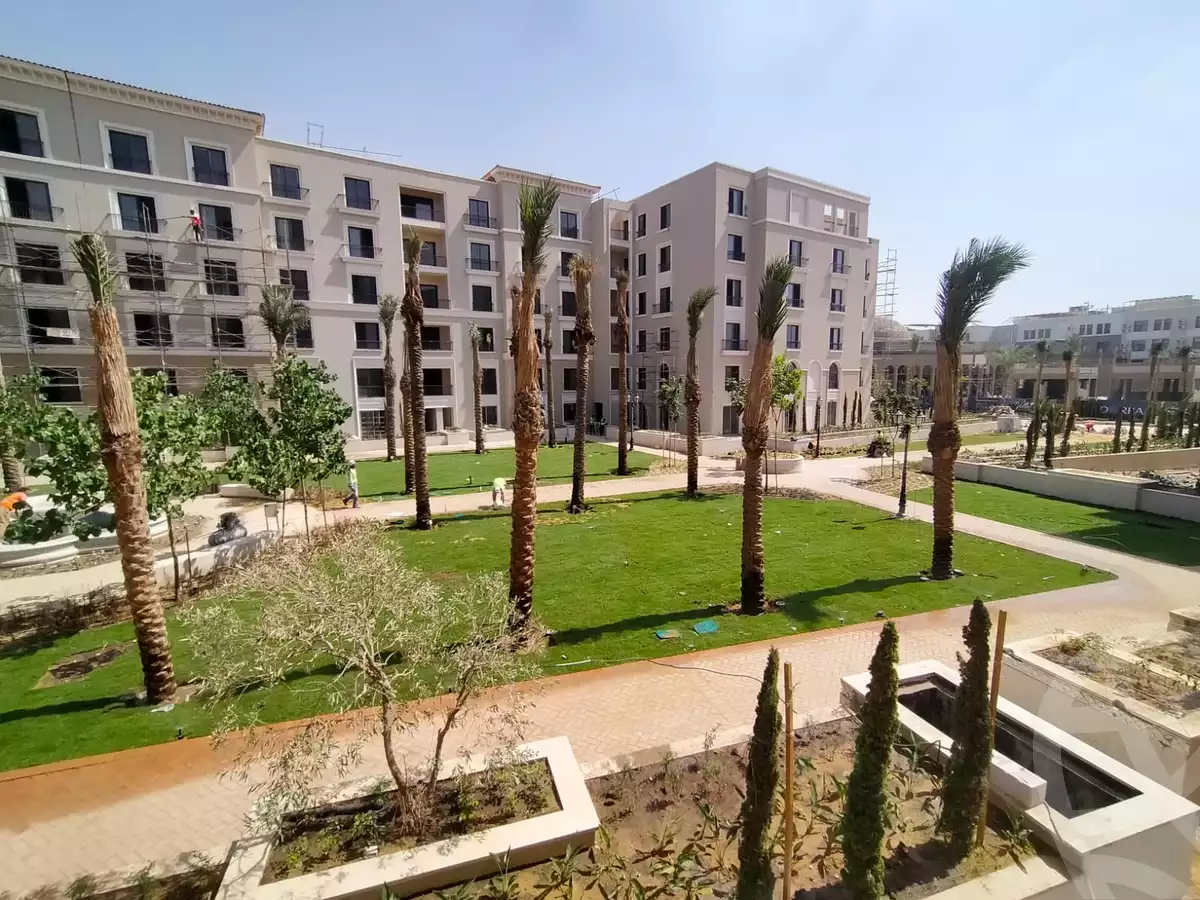 https://aqarmap.com.eg/en/listing/4217735-for-sale-cairo-el-sheikh-zayed-city-compounds-kmbwnd-fyldj-wyst-dr-llttwyr
