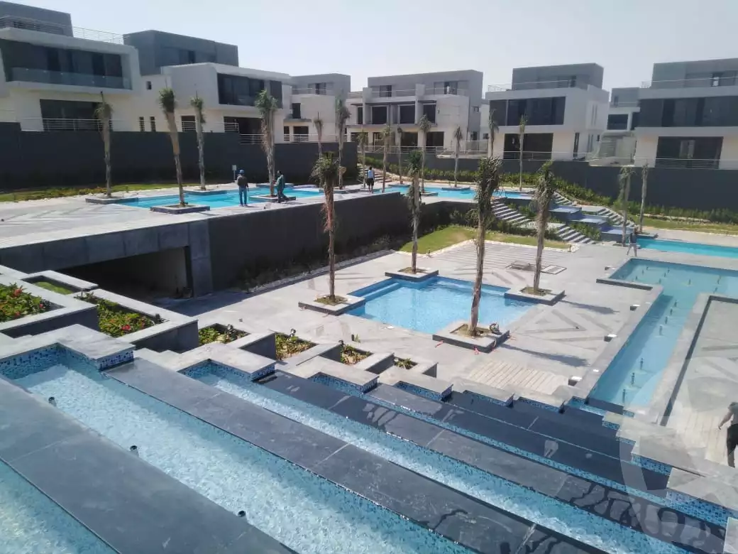 https://aqarmap.com.eg/en/listing/4218251-for-sale-cairo-el-sheikh-zayed-city-compounds-in-sheikh-zayed-el-patio-zahraa