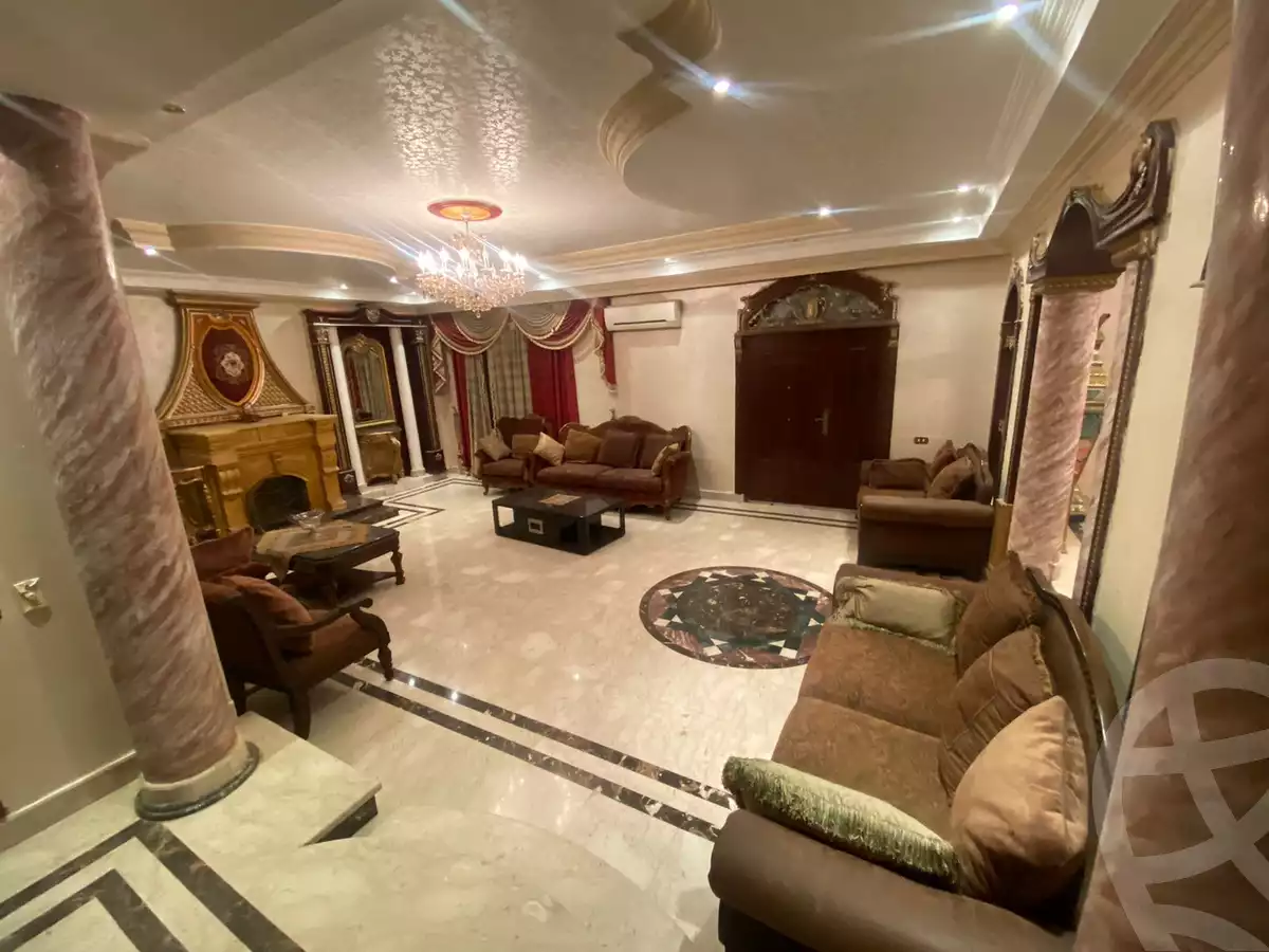https://aqarmap.com.eg/en/listing/4220194-for-sale-cairo-el-sheikh-zayed-city-compounds-in-sheikh-zayed-moon-land