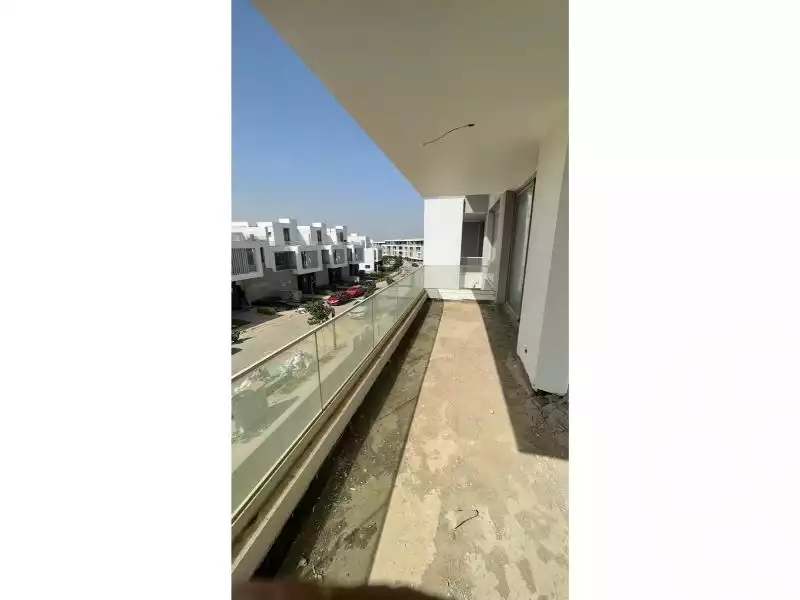 https://aqarmap.com.eg/en/listing/4220371-for-sale-cairo-alex-cairo-desert-road-kmbwnd-fy-tryq-skndry-lshrwy-joulz-compound-inertia