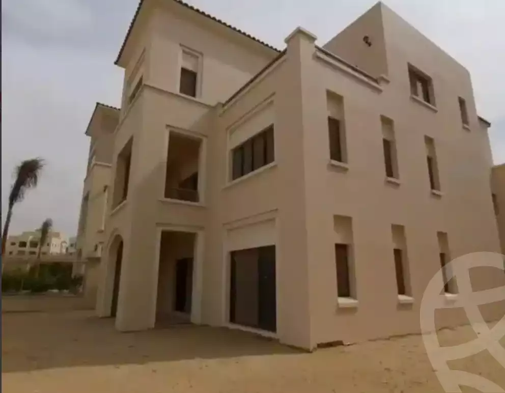 https://aqarmap.com.eg/en/listing/4225792-for-sale-cairo-mokattam-compounds-uptown-cairo