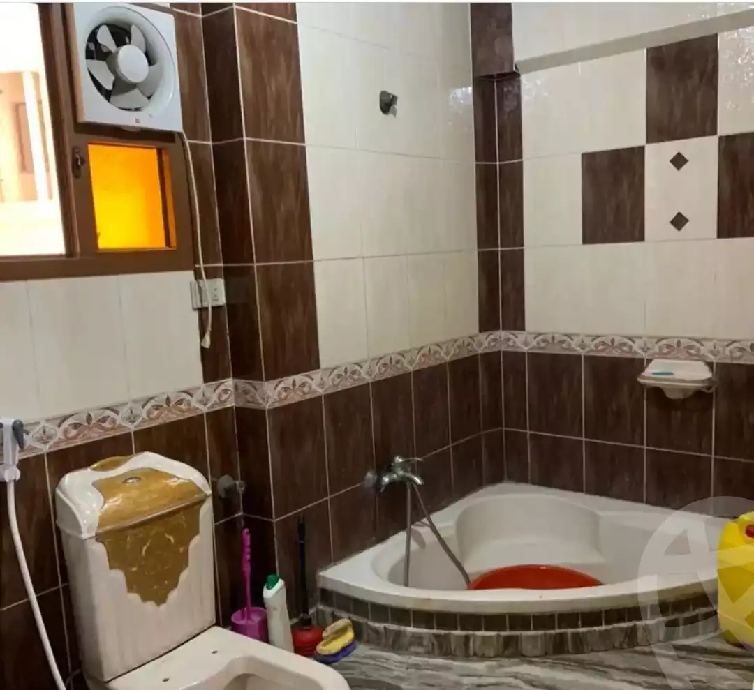 https://aqarmap.com.eg/en/listing/4226348-for-sale-alexandria-moharram-bey-tryq-qn-lswys