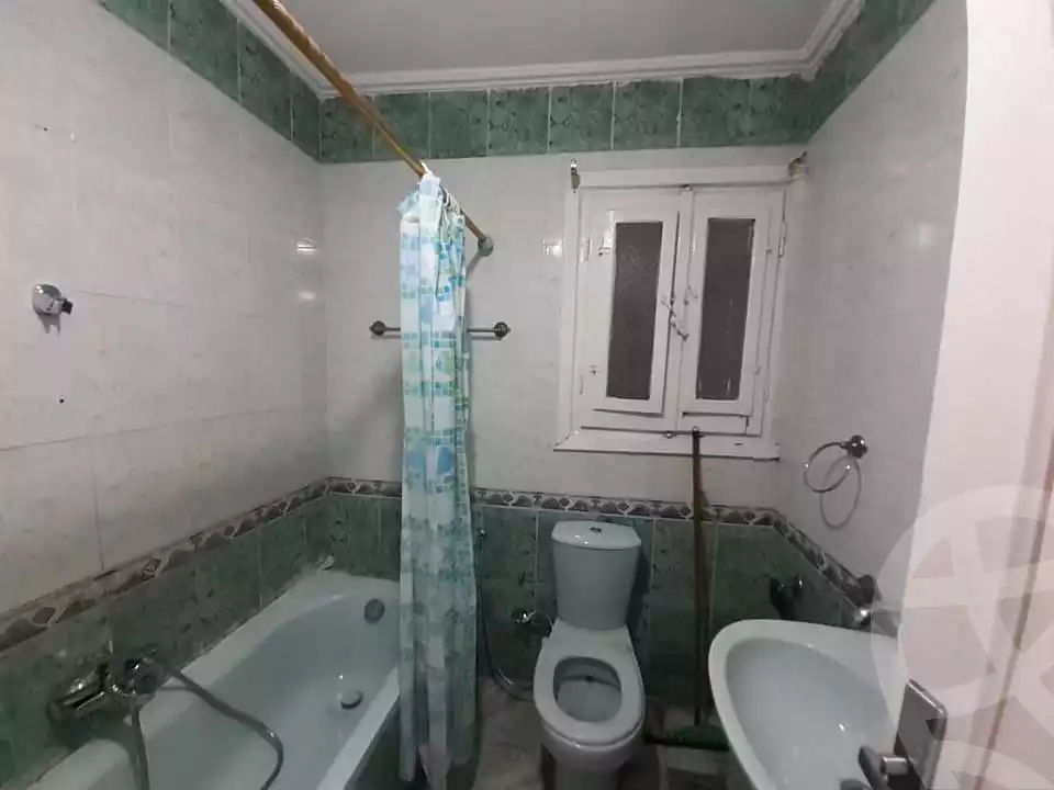 https://aqarmap.com.eg/ar/listing/4227723-for-rent-alexandria-zezenia-ibrahim-el-attar-st